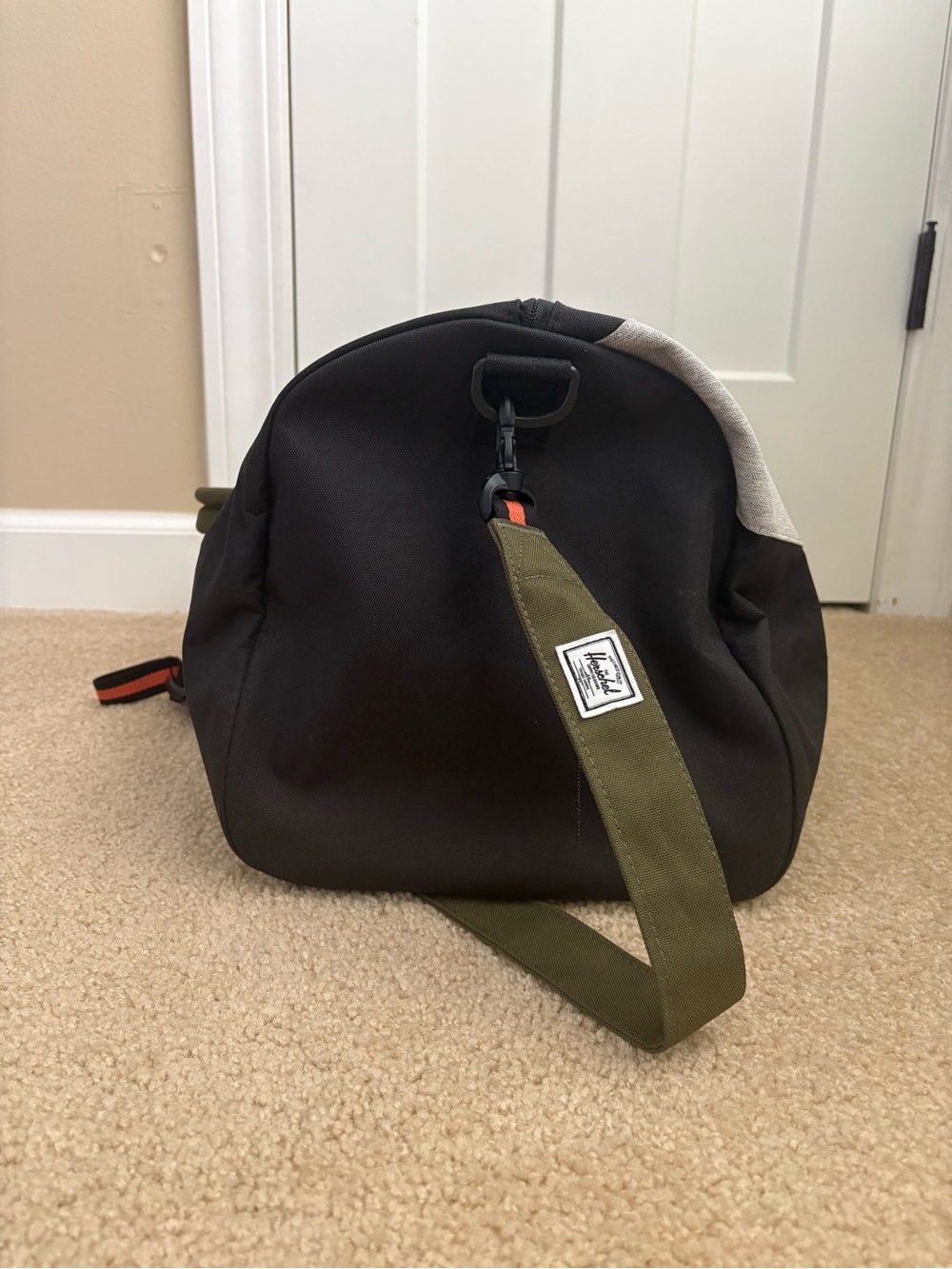 Herschel Supply Co. Novel Colorblock Duffle Bag - Picture 10 of 11
